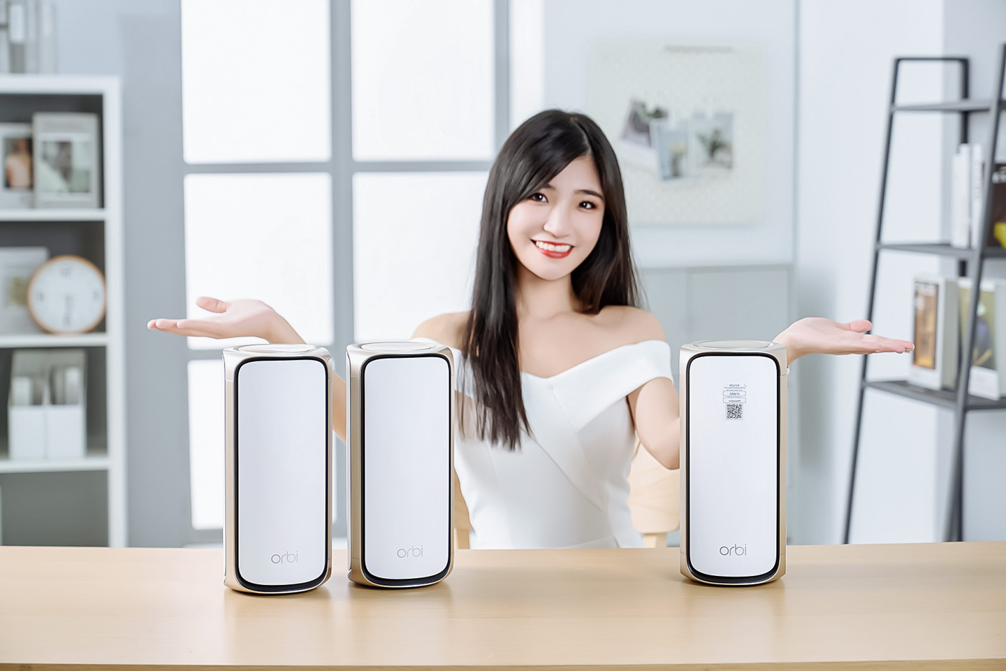 Netgear Orbi RBE973S BE27000 開箱實測：四頻 Wi-Fi 27 Gbps 高速頻寬，兼具大涵蓋與大量設備連結～目前最頂 Wi-Fi 7 Mesh 之選！