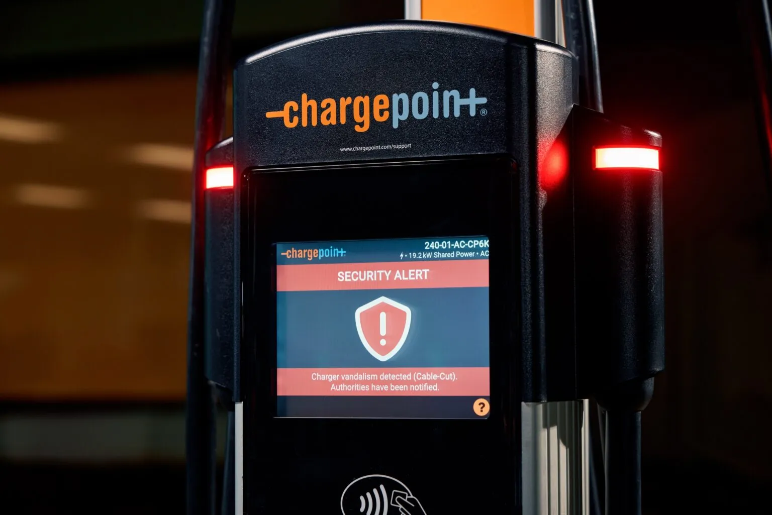 電動車充電樁頻遭破壞？ChargePoint 推出防剪充電線纜