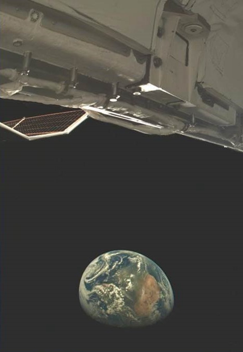 美國太空軍神秘的 X-37B 無人太空飛機首次披露所拍攝的地球照片