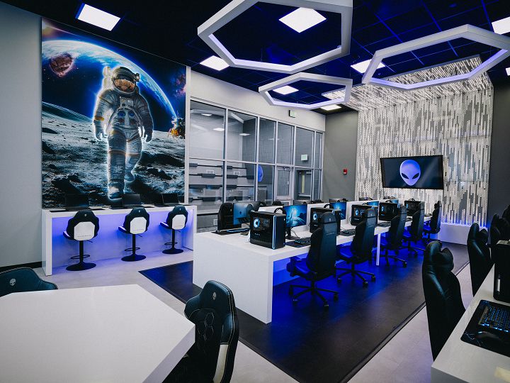 Alienware X 普渡大學 聯合創立的電競中心