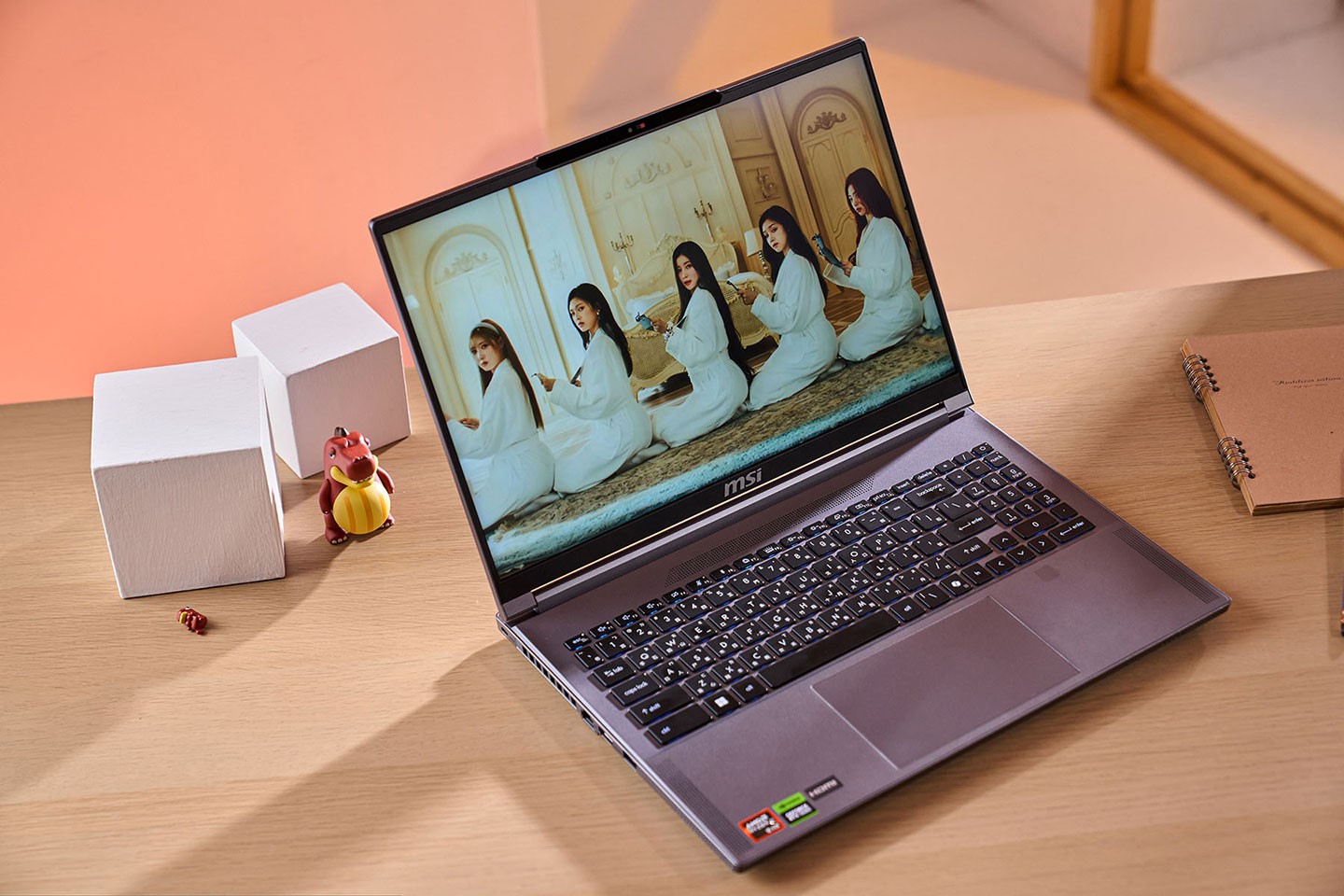 Creator A16 AI+ 採用內建 NPU 的 AI 處理器，擁有不俗的 TOPS 效能表現，獨立 GPU 更使其能充分因應各類專業應用情境。