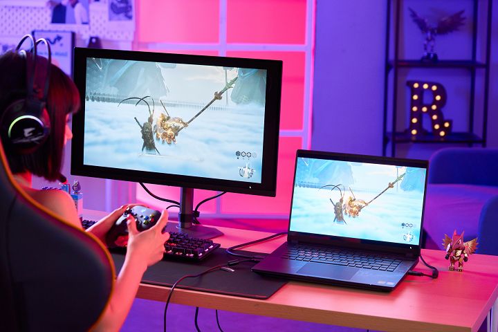 此款 AORUS MASTER 16 AM6H 搭載 Intel Core Ultra 9 275HX 2.7GHz 處理器，再加上 NVIDIA GeForce RTX 5070Ti GDDR7 12GB 顯示晶片，要遊玩 3A 大作也是不成問題。