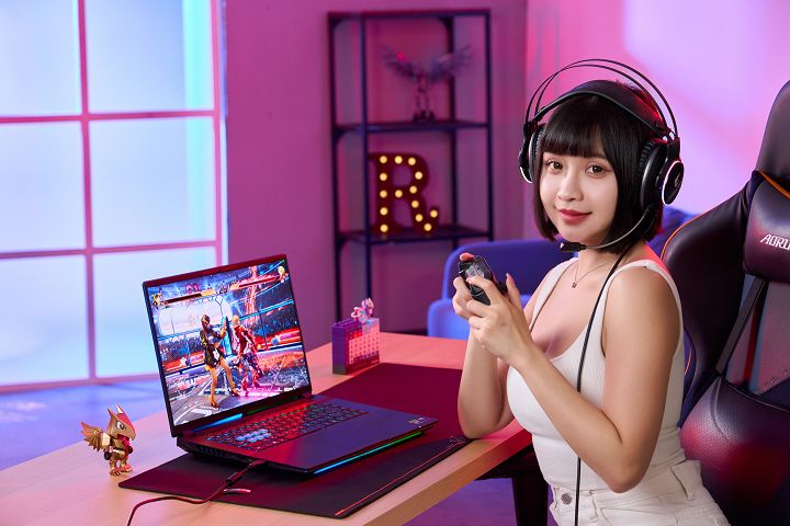 AORUS MASTER 16 評測：全方位頂級戰力筆電，效能、AI 與設計一次到位