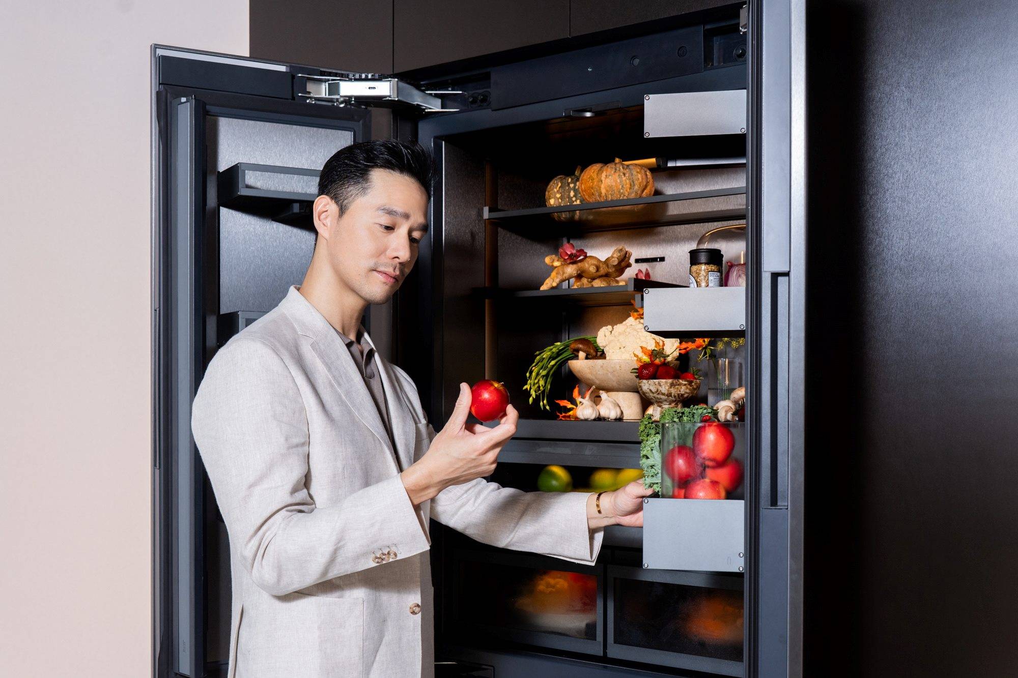 Gaggenau 全新烤箱與冰箱系列亮相台北當代藝術博覽會，重新詮釋廚電設計美學