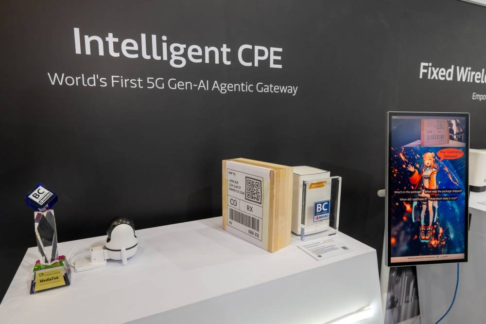 【COMPUTEX 2025】聯發科展出 AI 客製化晶片與混合運算方案，結合 5G、邊緣 AI 與智慧汽車技術