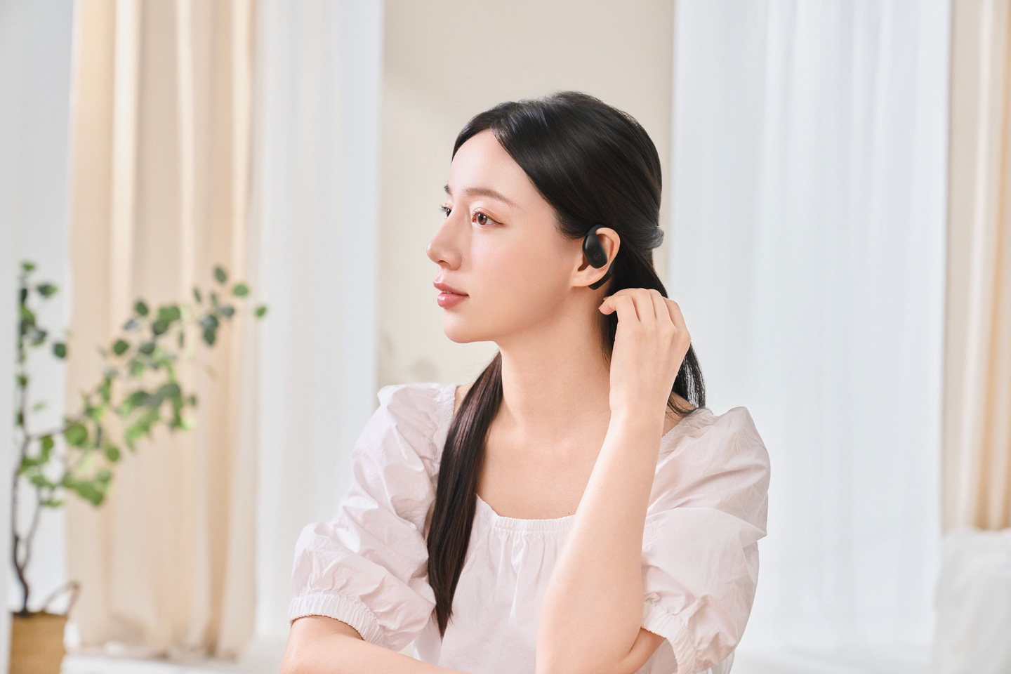 鐵三角 Audio-Technica ATH-AC5TW 評測：舒適度佳、聽感自然的高 CP 值開放式耳掛真無線耳機