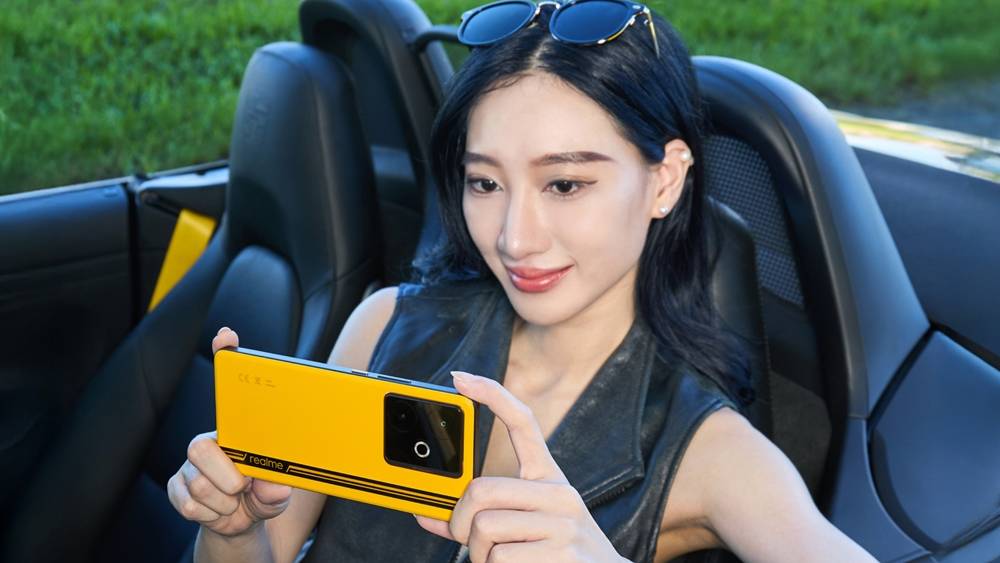 realme GT 7T 新色疾速黃登場，兩萬元有找、配備天璣 8400-MAX 與 120W 快充