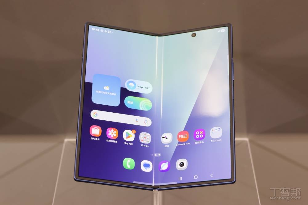 三星超薄摺疊機 Galaxy Z Fold7 登場，AI 應用升級、但不支援 S Pen 了