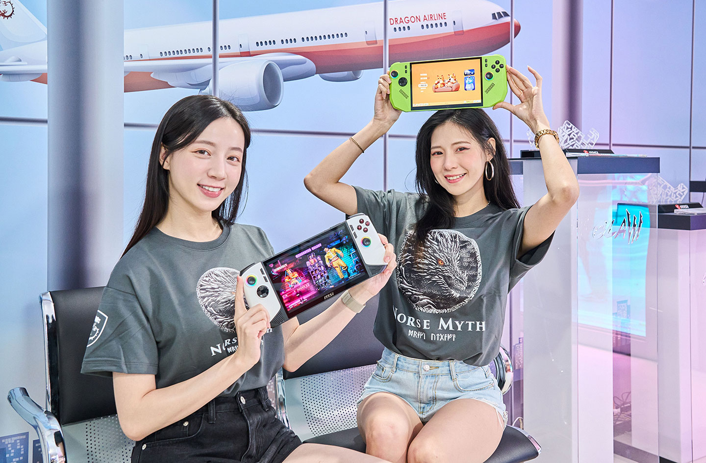 最後一站來到「龍魂城機場」，帶著 MSI Claw 電競掌機自在出遊，隨時隨地享受遊戲之樂！