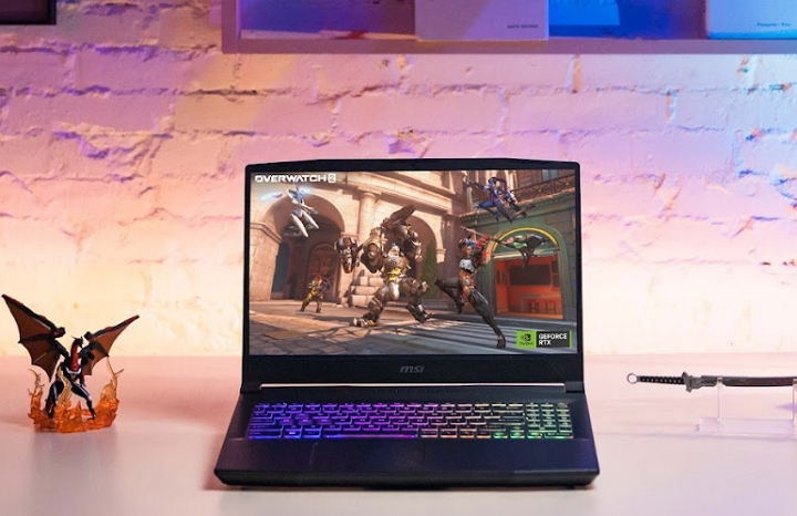 MSI 雙 11 購物節開跑！旗艦電競、AI 筆電狂降萬元，Vector 系列 99,999 元挑戰 RTX 5090 最低價