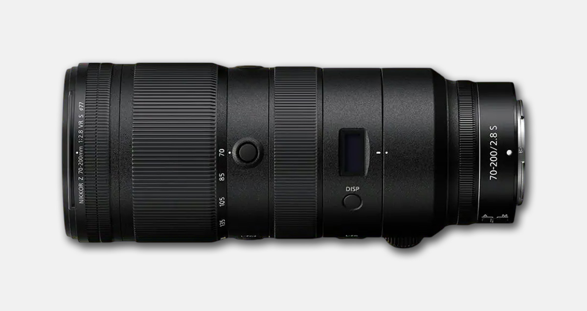 Nikon Z 70-200mm F2.8 VR S。