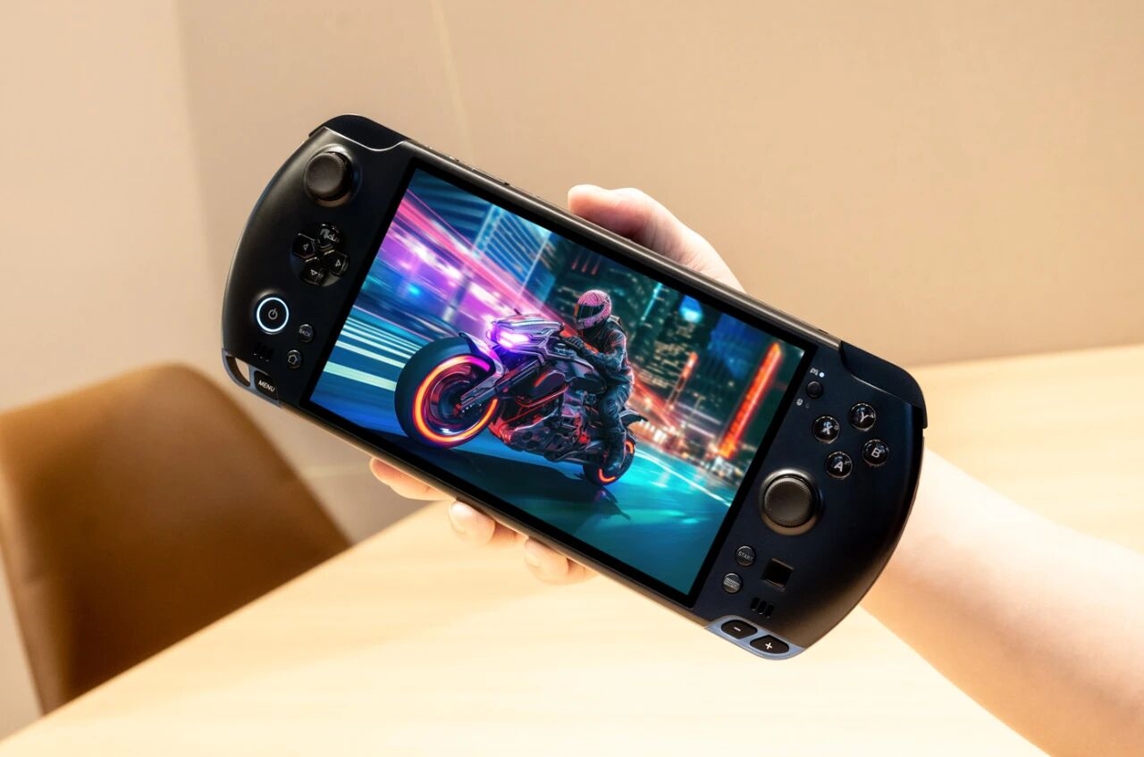 GPD WIN5 推出 128GB+4TB 皇帝版，搭載 Ryzen AI Max+ 395 處理器