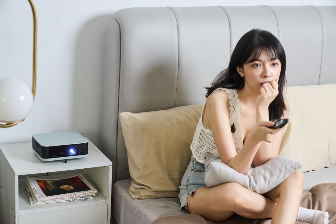 Epson 行動娛樂投影機 EF-61、EF-62、EF-72 評測：3 核心亮彩引擎加持，樹立移動劇院「聲光美色」新標準