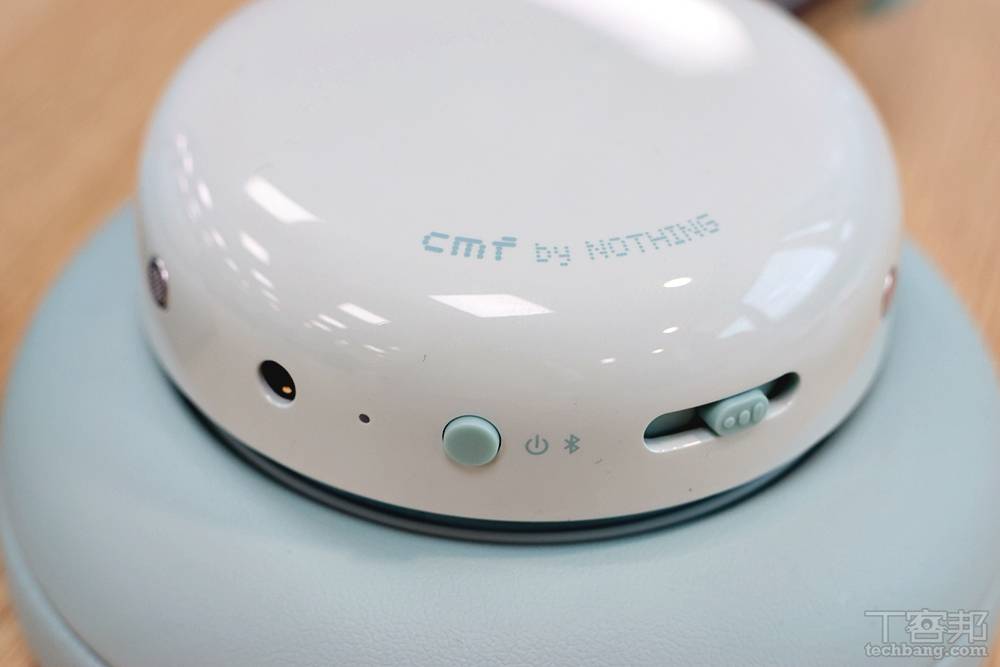 CMF Headphone Pro 頭戴式耳機實測：超長續航力、實體操控，通勤族音樂享受首選