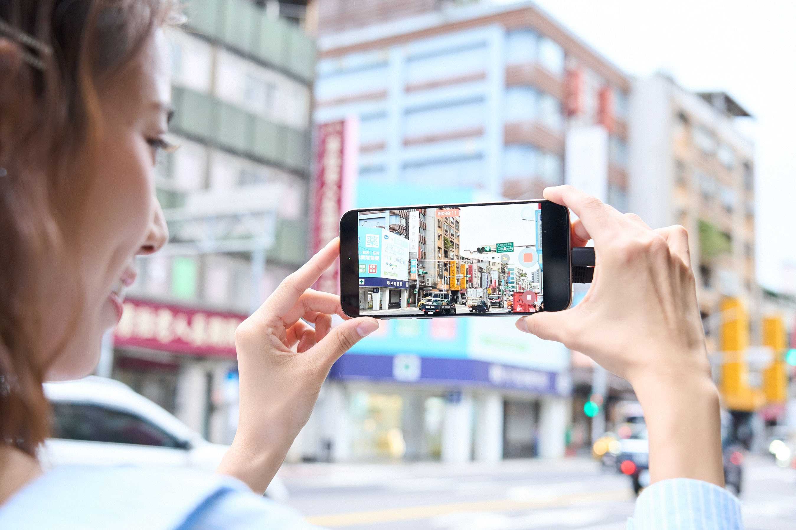 告別手機容量焦慮！SANDISK Creator Phone SSD 實測：支援 ProRes 4K/60fps 外錄，行動創作效率大升級