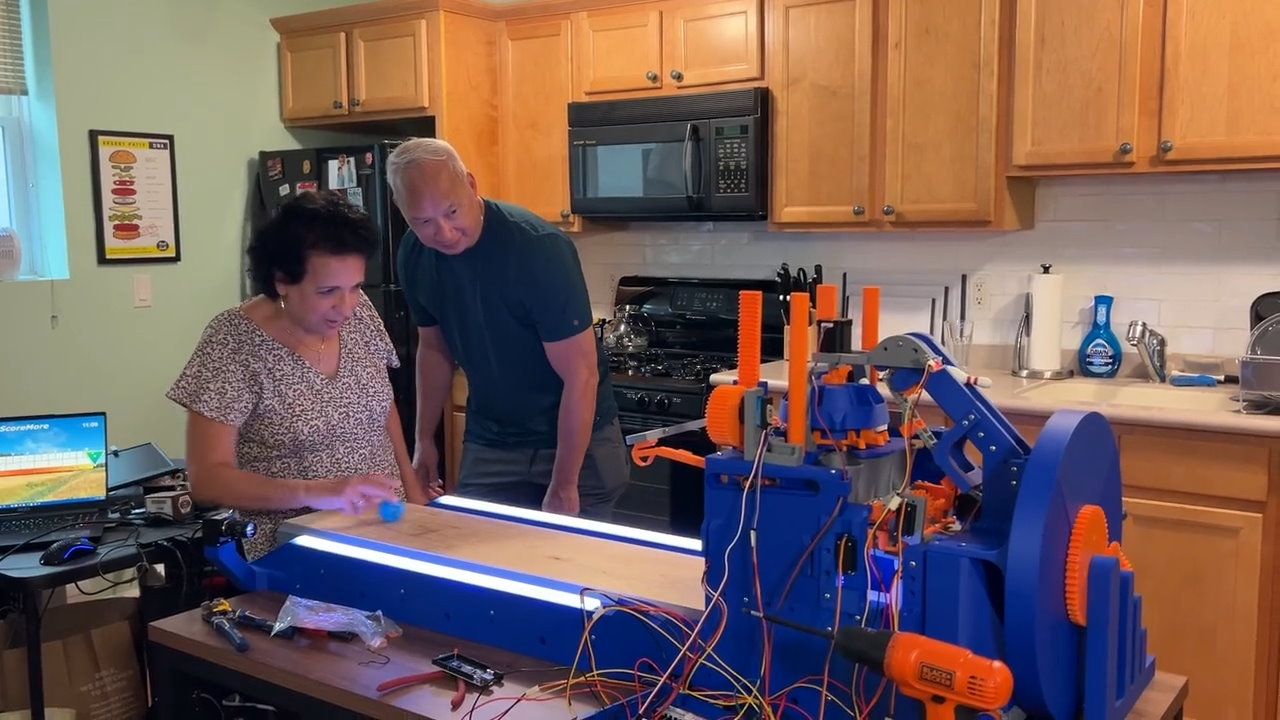 這也能DIY！透過3D列印自造Mini Tabletop Bowling全套迷你自動保齡球道組合