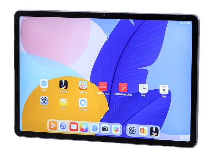 HUAWEI MatePad 11.5 2025 最大特色就是配置 11.5 吋的 PaperMatte 雲晰柔光屏，採用奈米級防眩光蝕刻工藝和特殊光學塗層，能消除 99% 的環境干擾光。