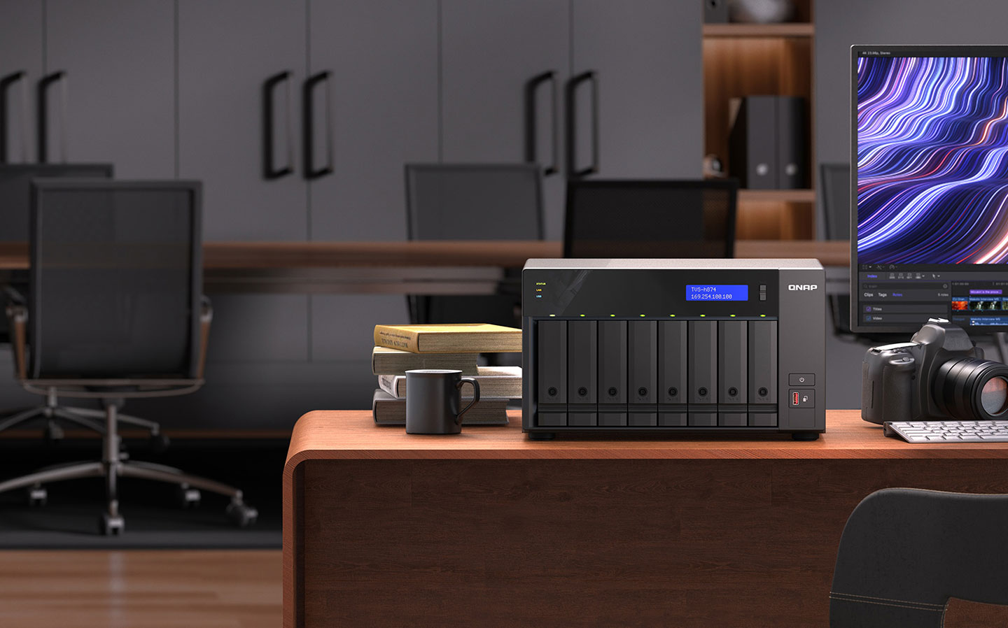 檔案保存安全性高、效能表現極其優異的 TVS-h874 非常適合追求更高安全等級、需求多人高併發存取情境的企業。