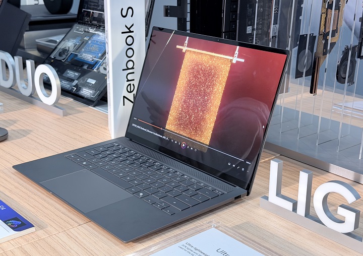 Asus 搭載 Intel Core Ultra 3 系列 AI 筆電預購中，雙螢幕 Zenbook DUO 售價 94,999 元