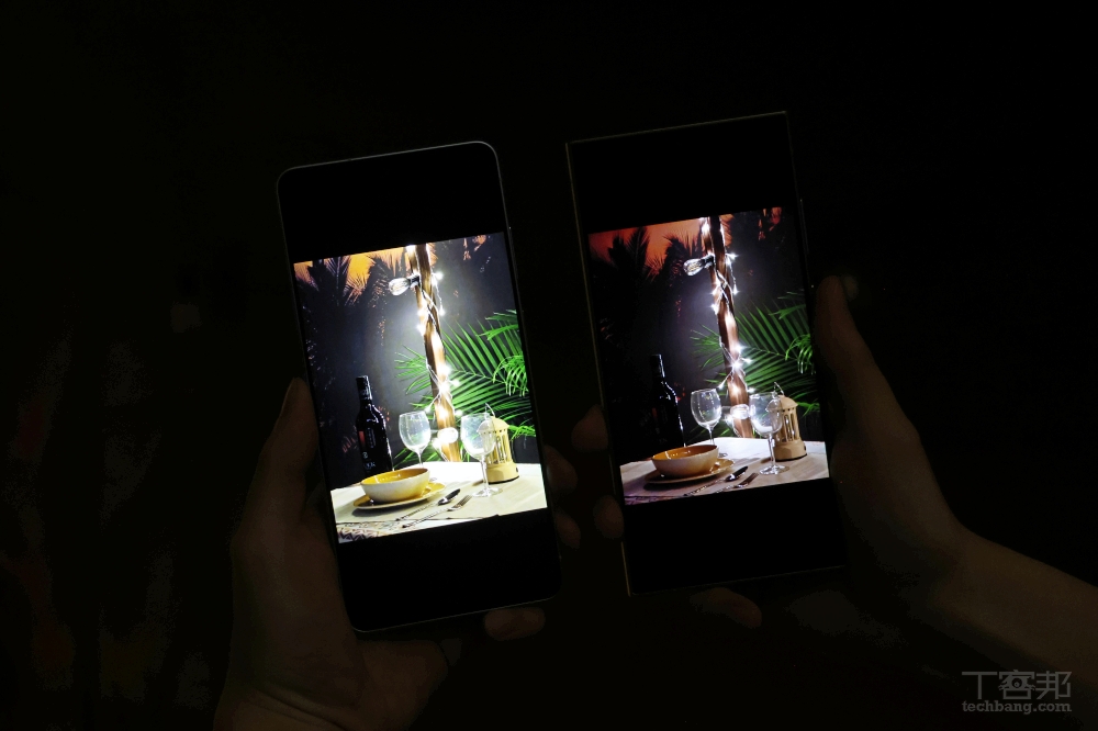 左為 S26 Ultra，右為 S25 Ultra。