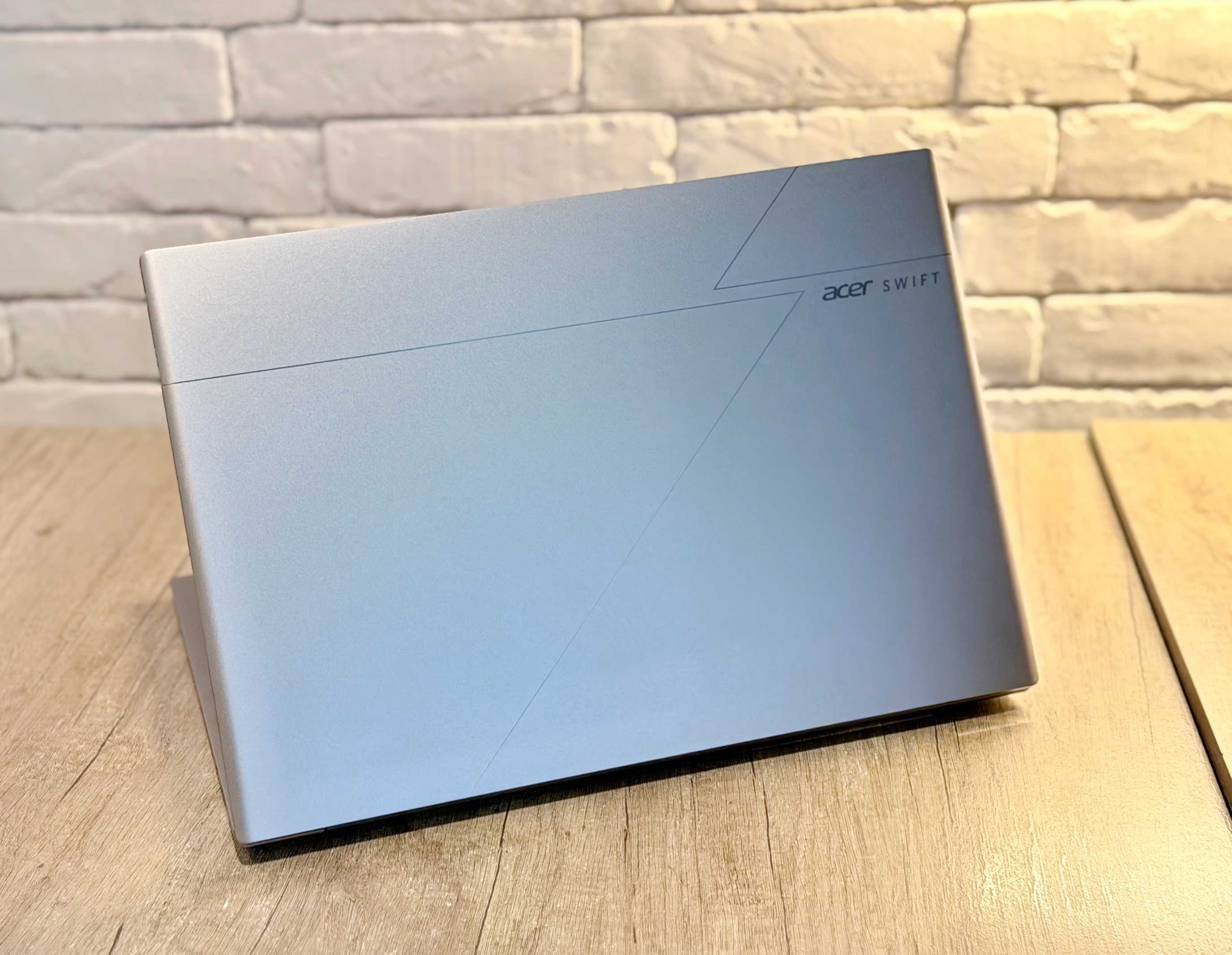 Acer Swift 16 AI 開賣：搭載 Intel Core Ultra 系列 3 處理器、全球最大觸覺回饋觸控板，售價 52,900 元