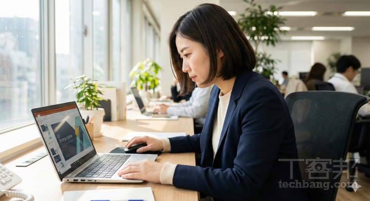 在正式簡報之前也可以再將簡報重新放回 Gemini，請 Gemini 針對每一頁簡報撰寫簡報內容，這樣在擬講稿時會更有效率。