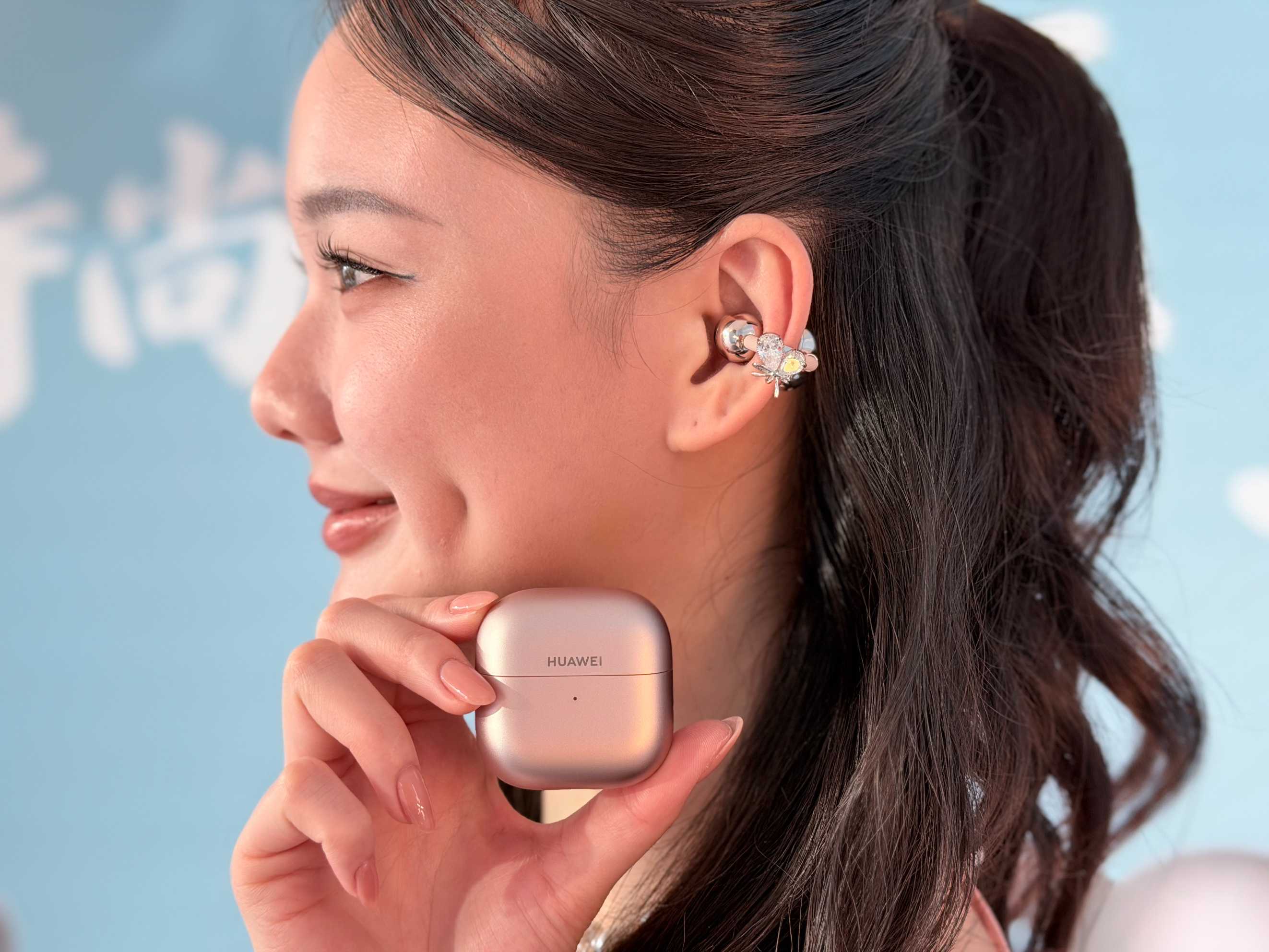 HUAWEI FreeClip 2 玫瑰金登場！Watch GT Runner 2、FreeBuds Pro 5  同步登場，限時體驗館搶先試用