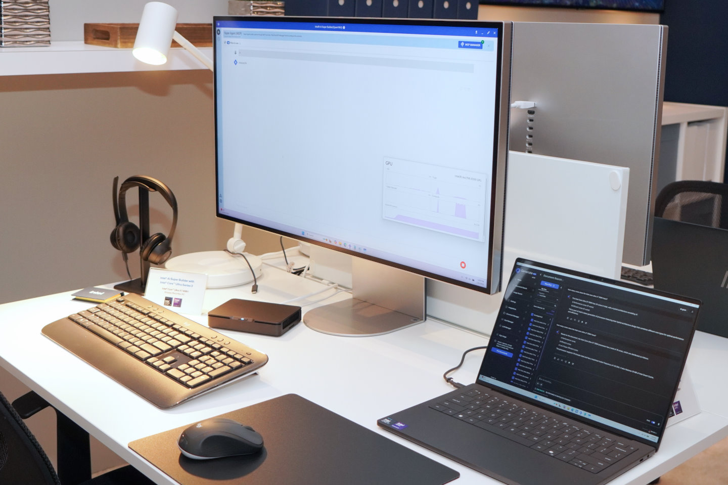 Intel於CES 26拉斯維加斯消費性電子展的情境展示廳就以Mind-Pro作為展示機。