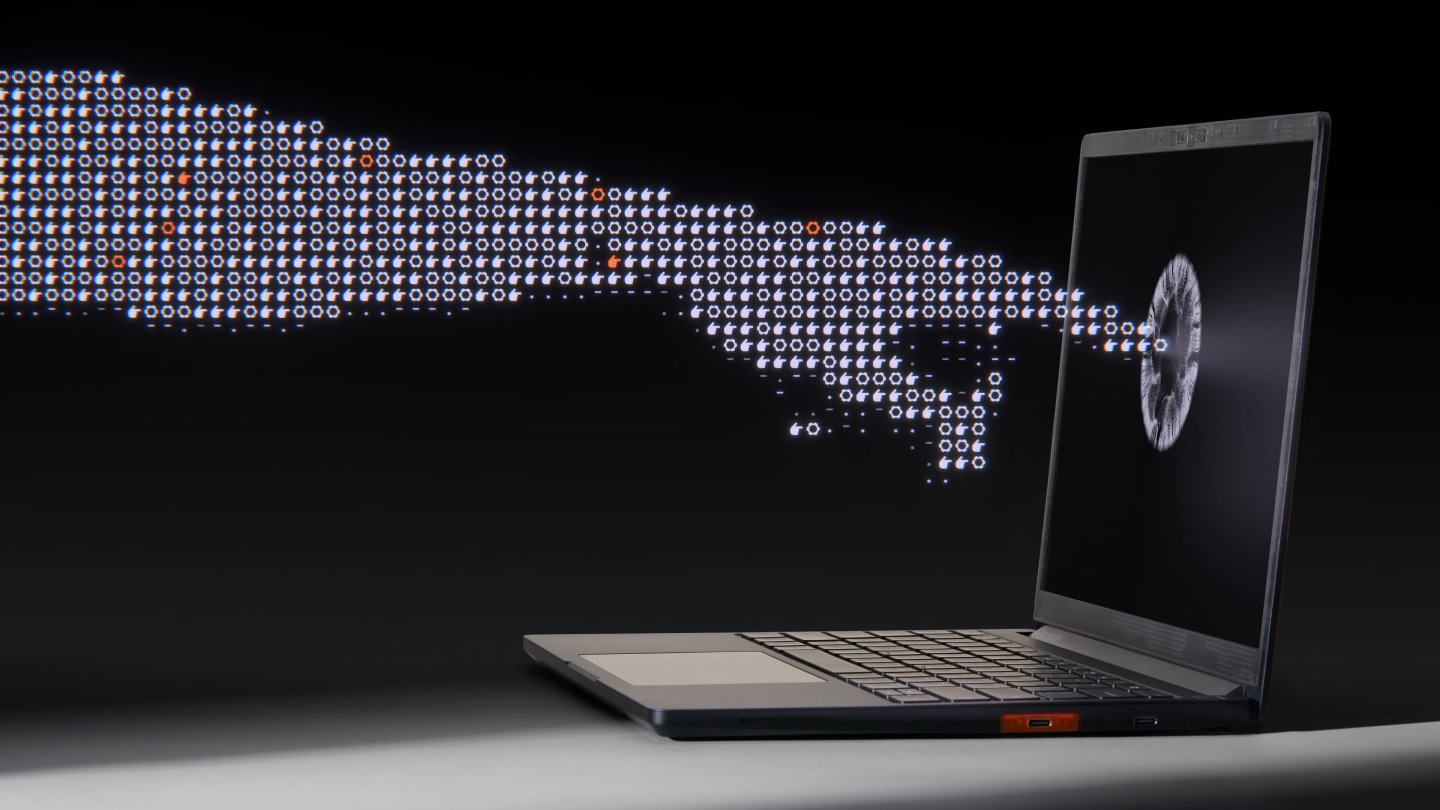 Laptop 13 Pro搭載13.5吋觸控螢幕，解析度由2256 x 1504升級至2880 x 1920。