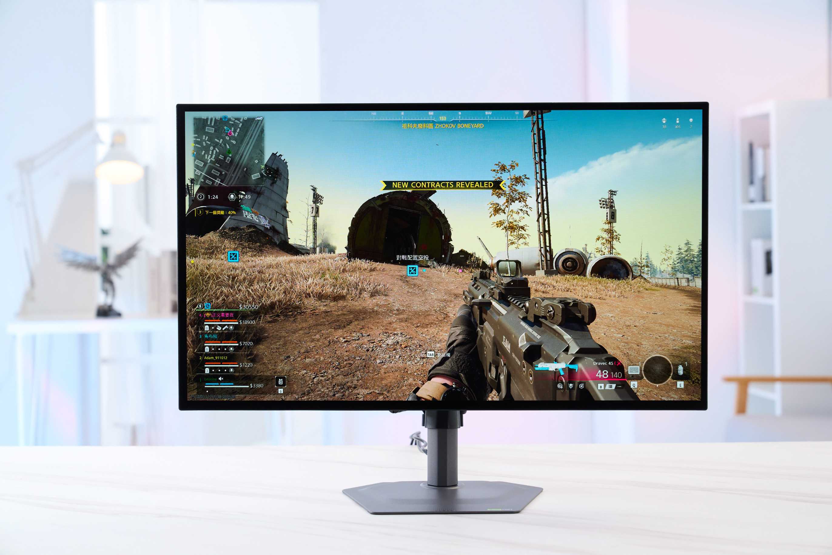 Ultra Clear 透過智慧黑幀插入技術大幅減少動態模糊，讓 FPS 競技畫面的清晰度更上一層樓。