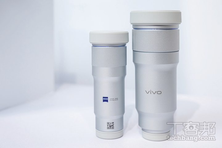 除了提高手機內建的長焦鏡頭規格之外，vivo 今年甚至還提供 200mm 和 400mm 增距鏡讓手機能拍得更遠更清楚。
