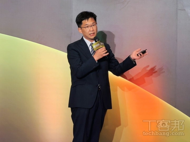 中華資安國際劉叡協理表示，駭客通常在發動勒索軟體攻擊前的 14 到 30 天，就已經潛伏在企業的內部網路裡了。