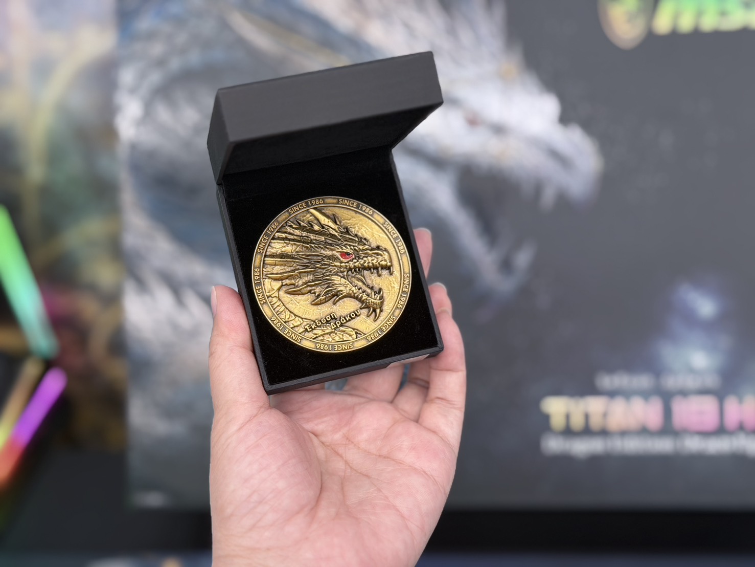 【COMPUTEX 2026】MSI Titan 18 HX 史詩天龍座典藏特仕版搶先看！40 周年紀念款、4K Mini LED 螢幕
