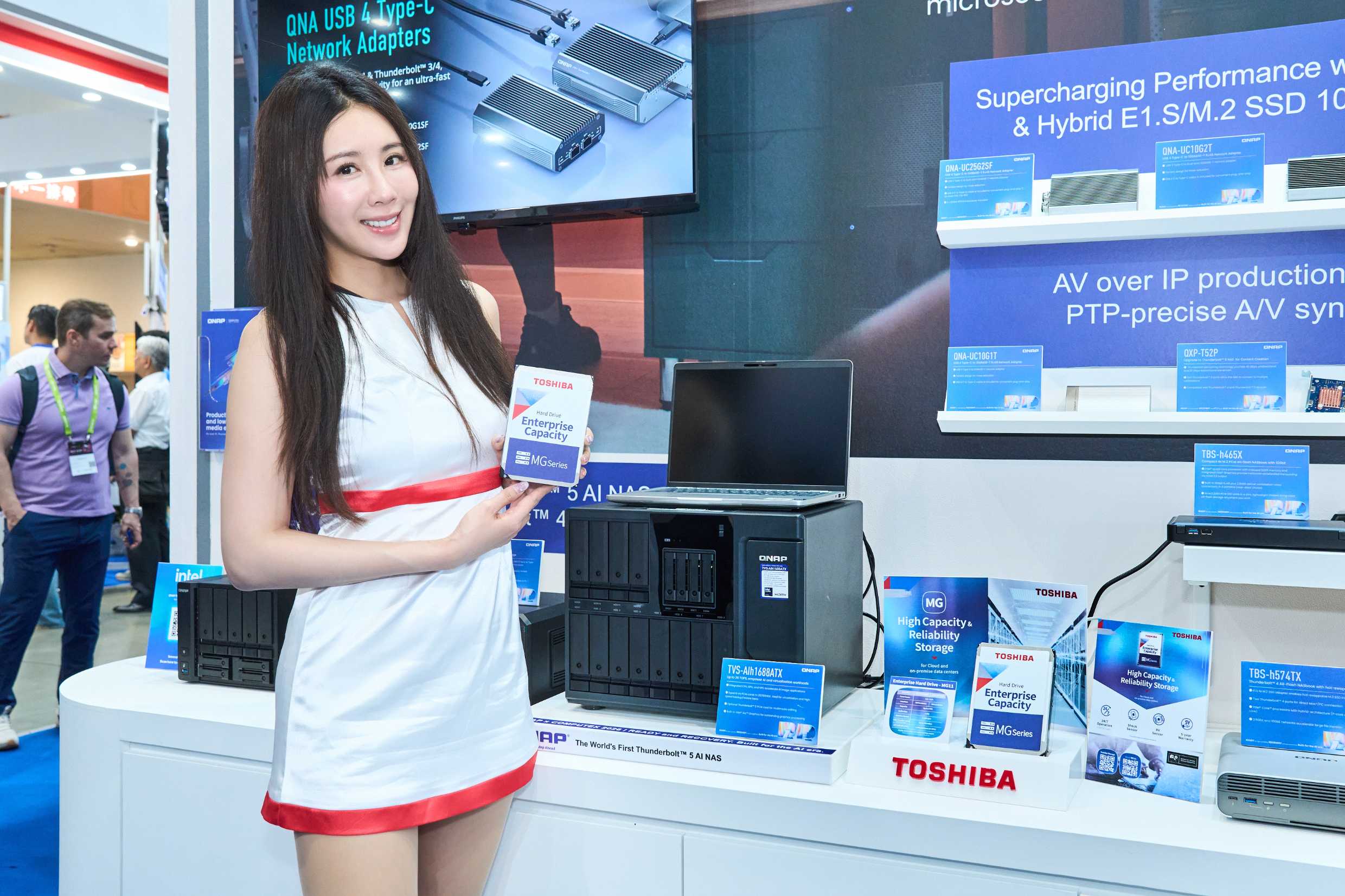 【COMPUTEX 2026】AI 帶動儲存需求轉變，Toshiba 推出三款硬碟新品，精準佈局企業、監控、邊緣儲存三大應用場景