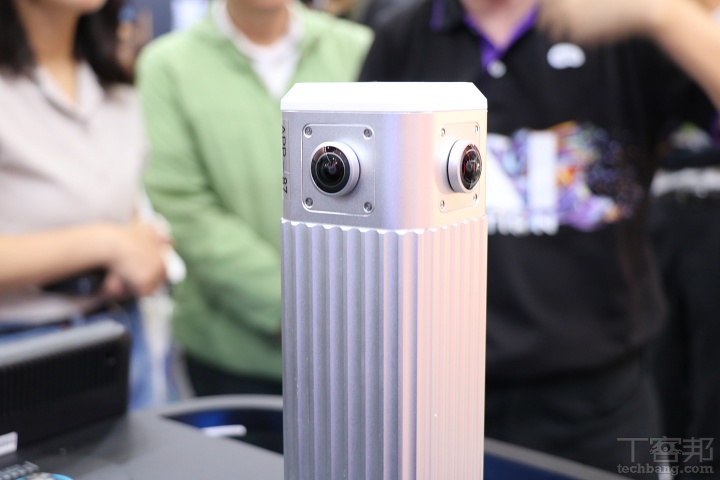 【COMPUTEX 2026】首間AI火鍋店現身COMPUTEX！明基佳世達打造24小時巡店機器人，點餐、補貨到防災全包辦