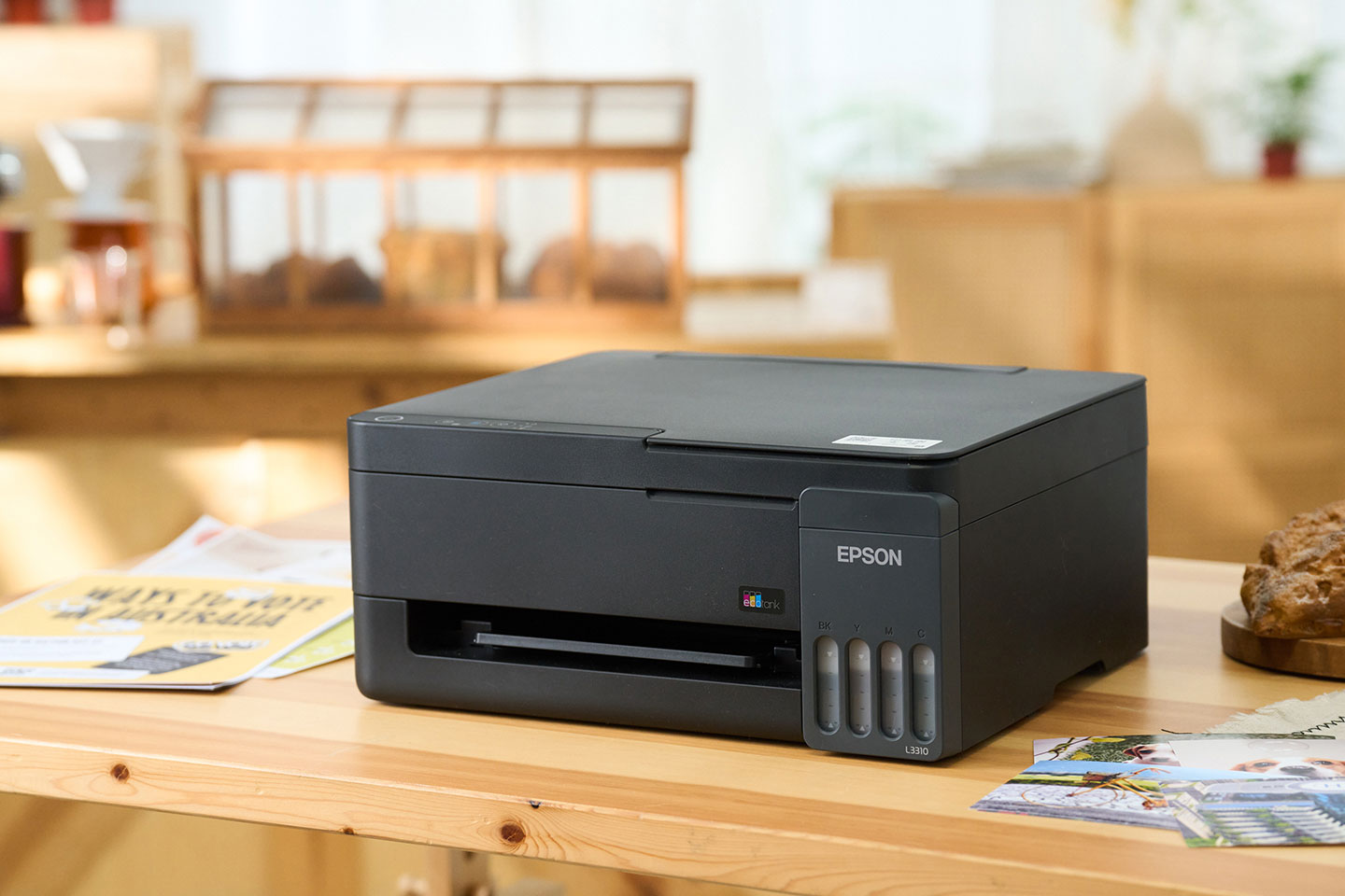 Epson L3310 變得更簡潔俐落，體積較前代縮減了足足 20%。