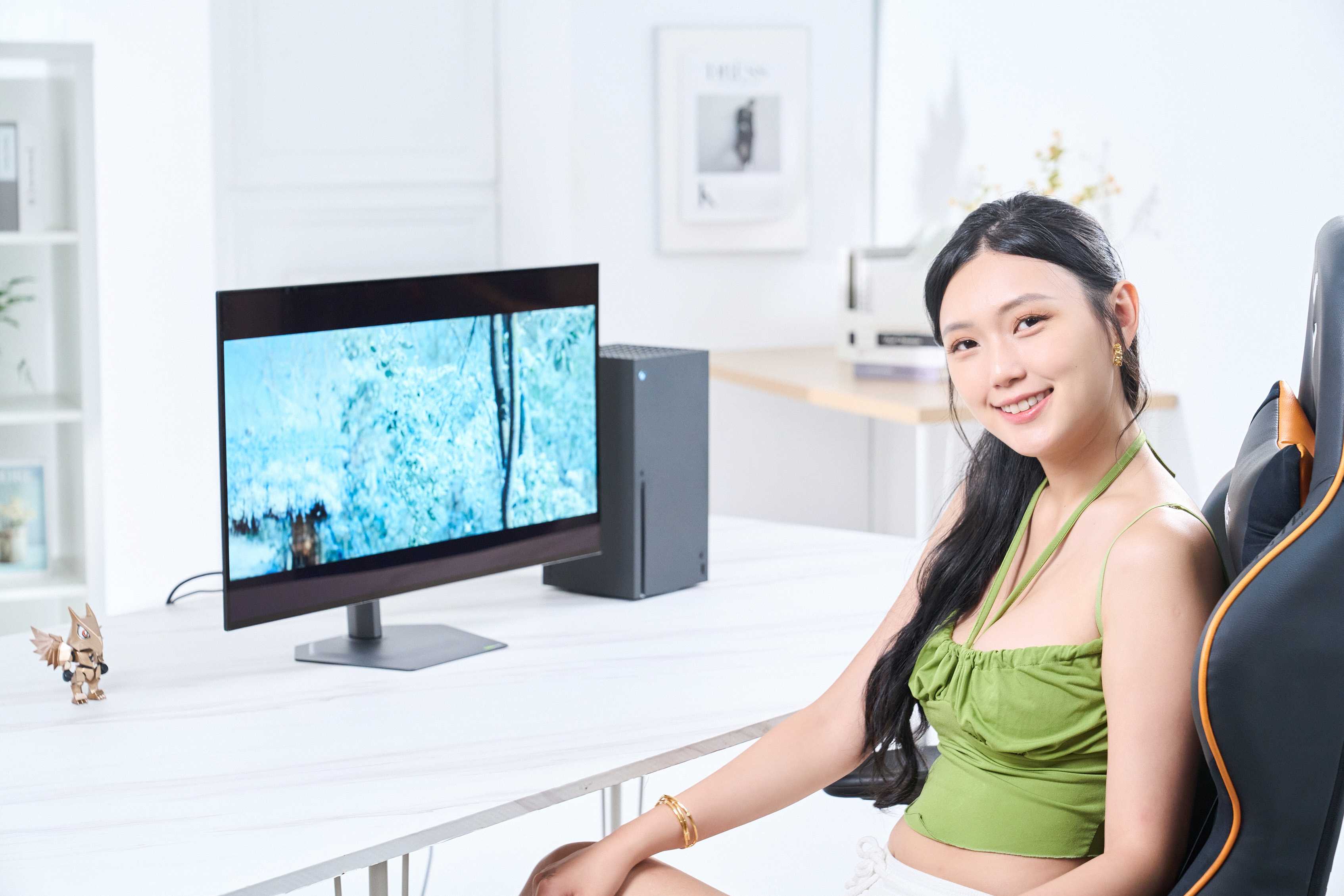 技嘉 GO27Q24G 電競螢幕評測：獨家 HyperNits 亮度增強技術，重新定義 OLED 視覺體驗