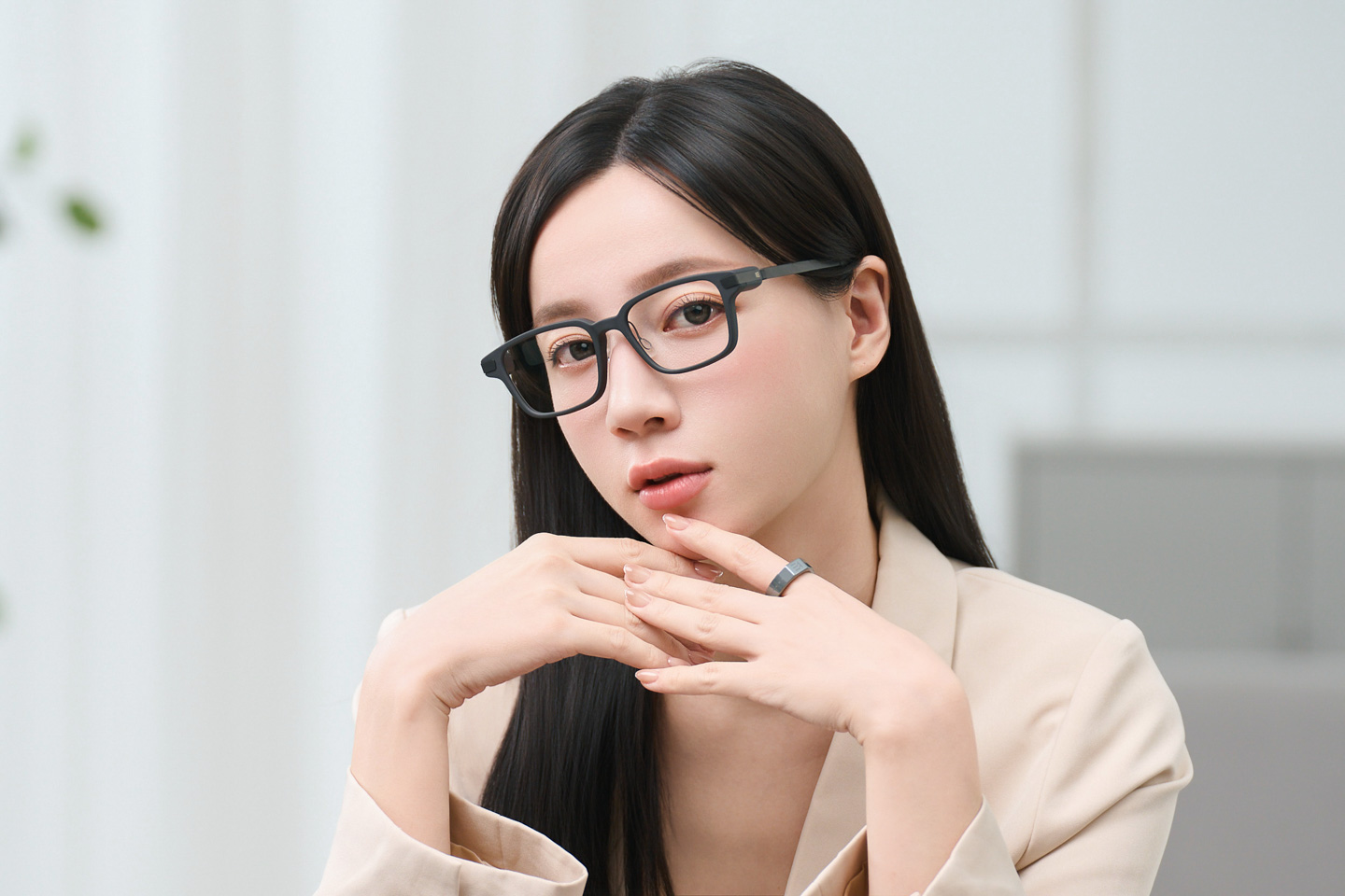 帶你重新認識「智慧顯示眼鏡」,Even G2 × Even R1 完整體驗