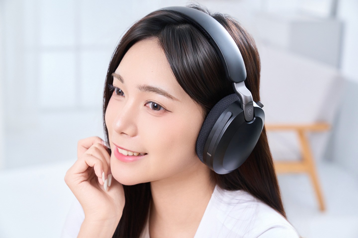 MSI MAESTRO 500 WIRELESS 三模無線降噪電競耳機評測：兼顧遊戲、通勤與工作的全能選擇