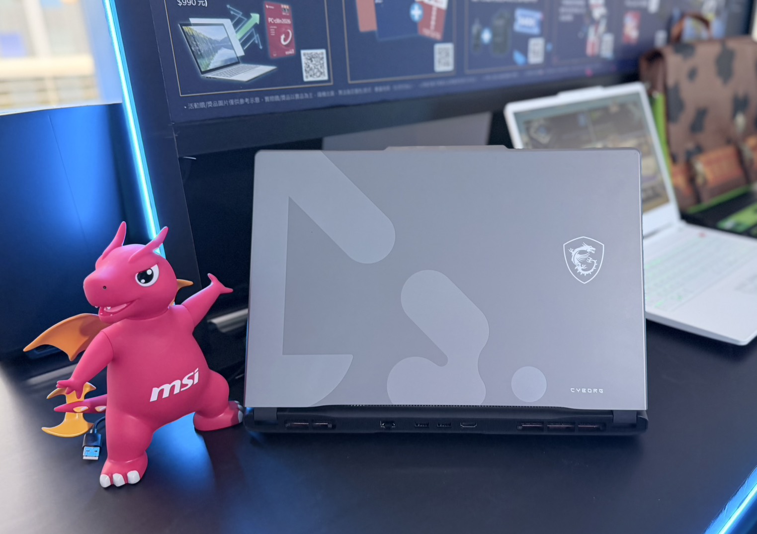 MSI 攜手 Intel 打造「微星寵粉節」！電競筆電、Claw 掌機與 AI PC 全線亮相，開學購機優惠一次看