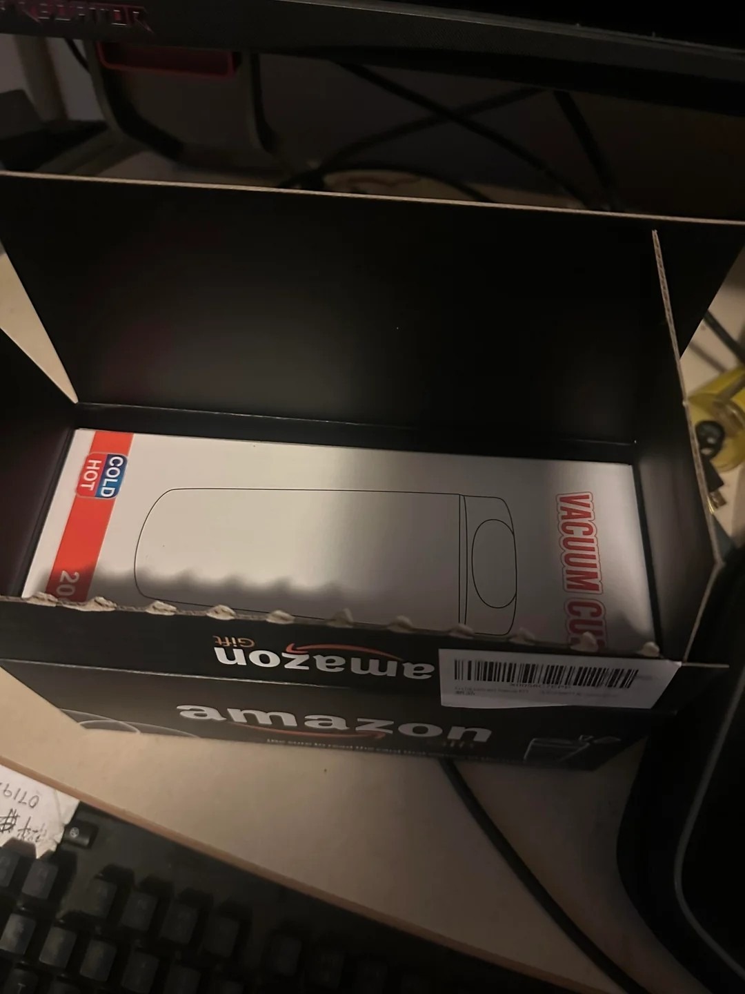 亞馬遜驚見RTX 5080新型詐騙,收到「贈品」別傻傻等待延後送貨