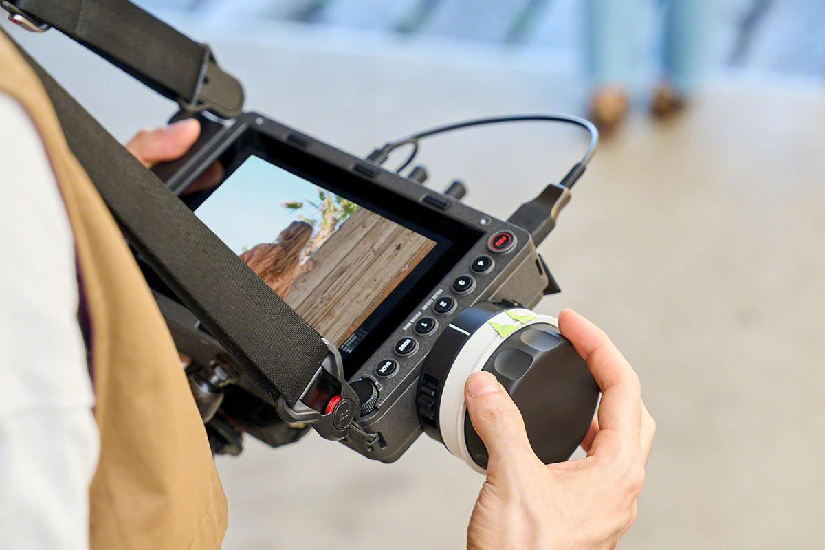 整合監看與操控!Sony 發表 Cinema Line 螢幕控制器 RM-DP7 與 RM-DP5