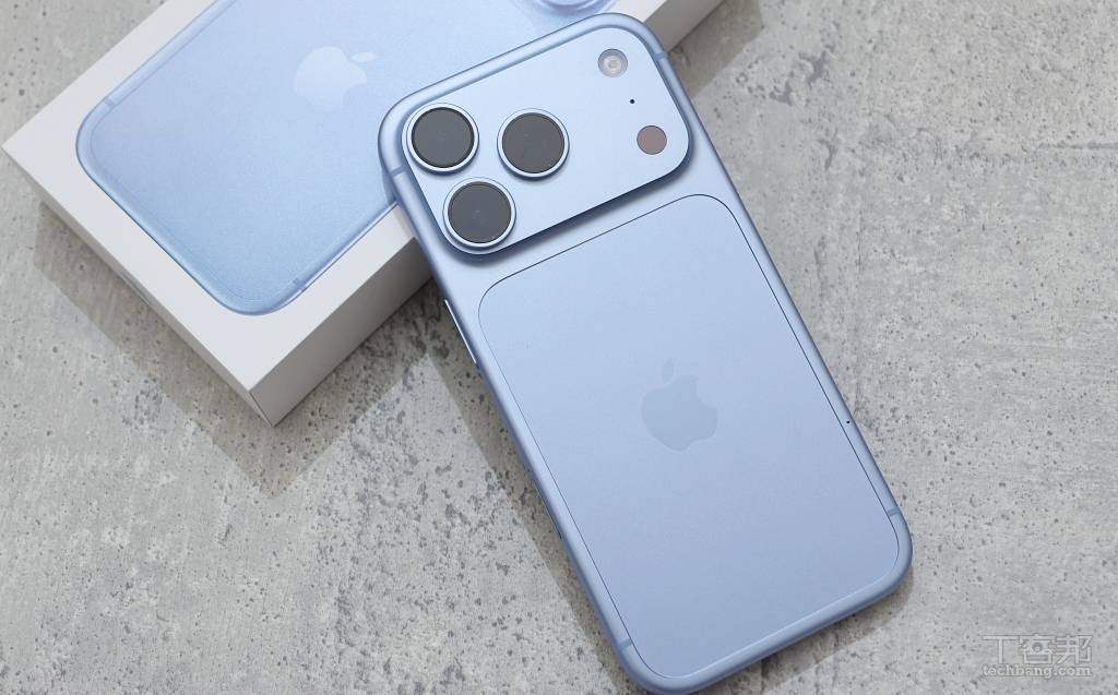 iPhone 18 Pro 初步實測：冰川藍質感、效能與可變光圈相機一次看