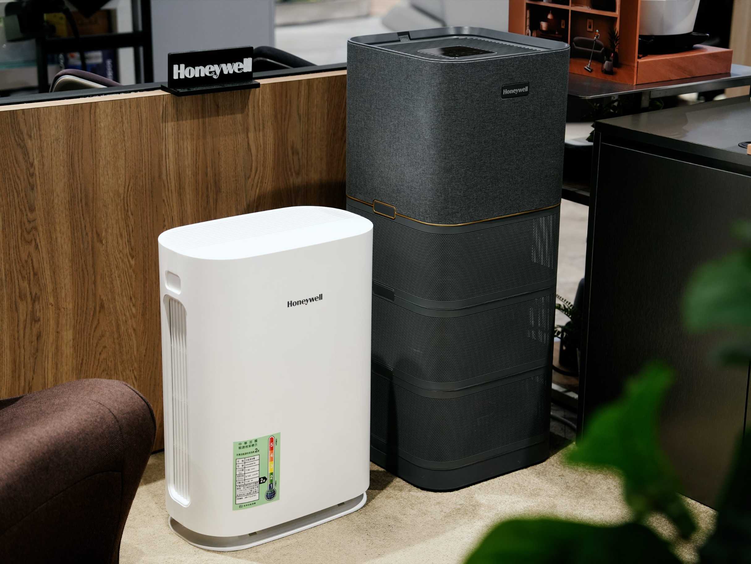 北部挑輕巧、南部選大台?恆隆行揭 Dyson 家電南北熱銷差異,周年慶買滿 8 萬送 Dyson Airstrait