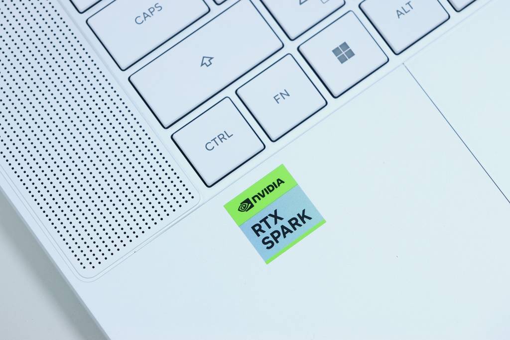 要說 ProArt 16 的最大特色，就是率先搭載 NVIDIA 專為 Windows AI PC 打造的全新「RTX Spark」平台。