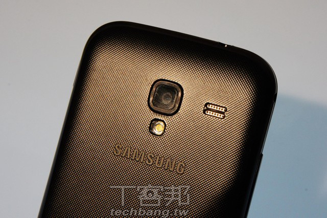 Samsung Galaxy Ace 2 入門雙核機,8,900元平價開賣 | T客邦