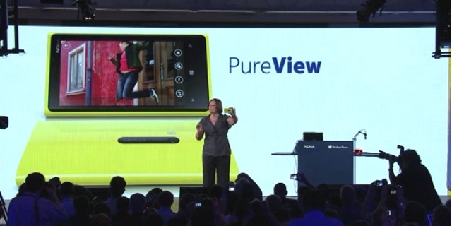 Nokia 推出 WP8 新機 Lumia 920、Lumia 820 ，搭載 PureView、離線地圖、無線充電技術